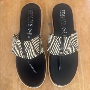 Italian Shoemakers Black and Cream Sandals